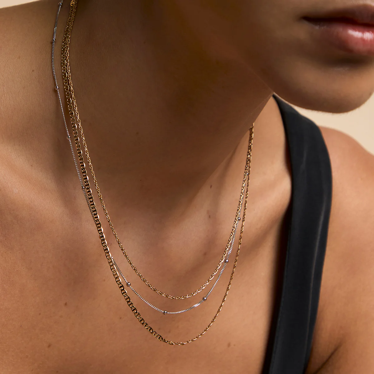 Illusion Double Chain Necklace in Gold - Image 4