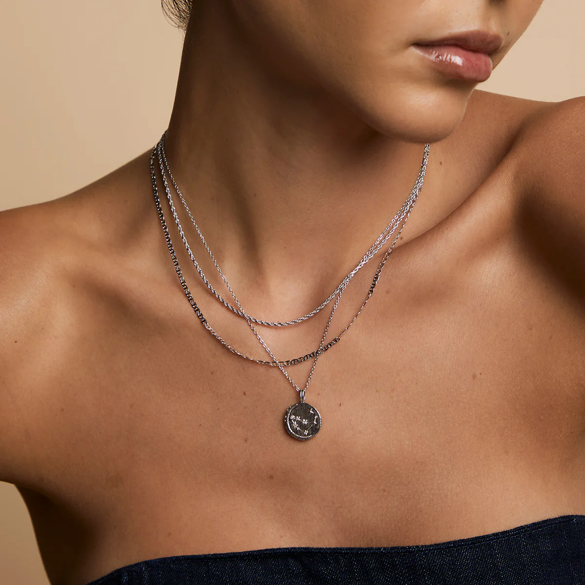 Illusion Double Chain Necklace in Silver - Image 4