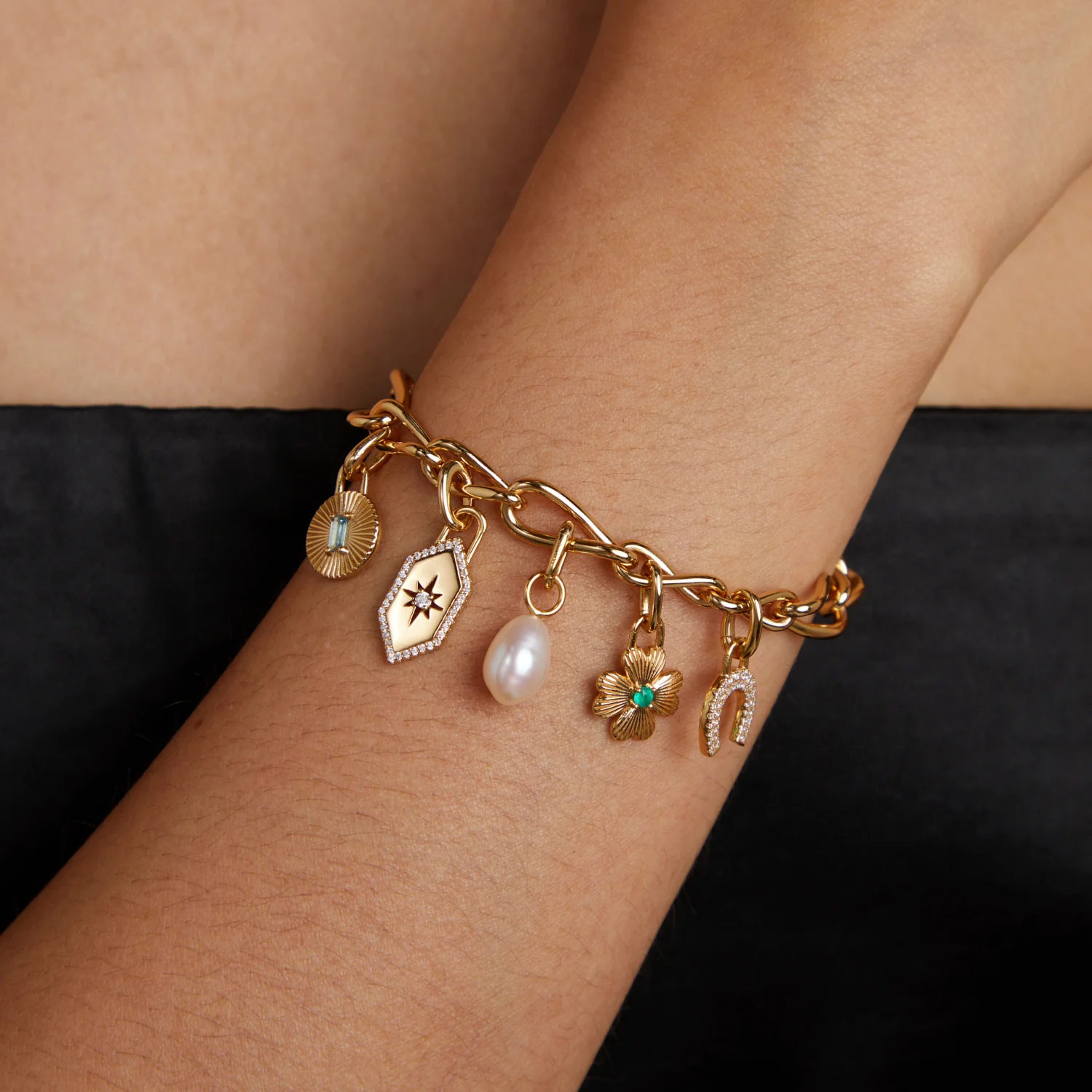 Pearl Clip Charm in Gold - Image 4