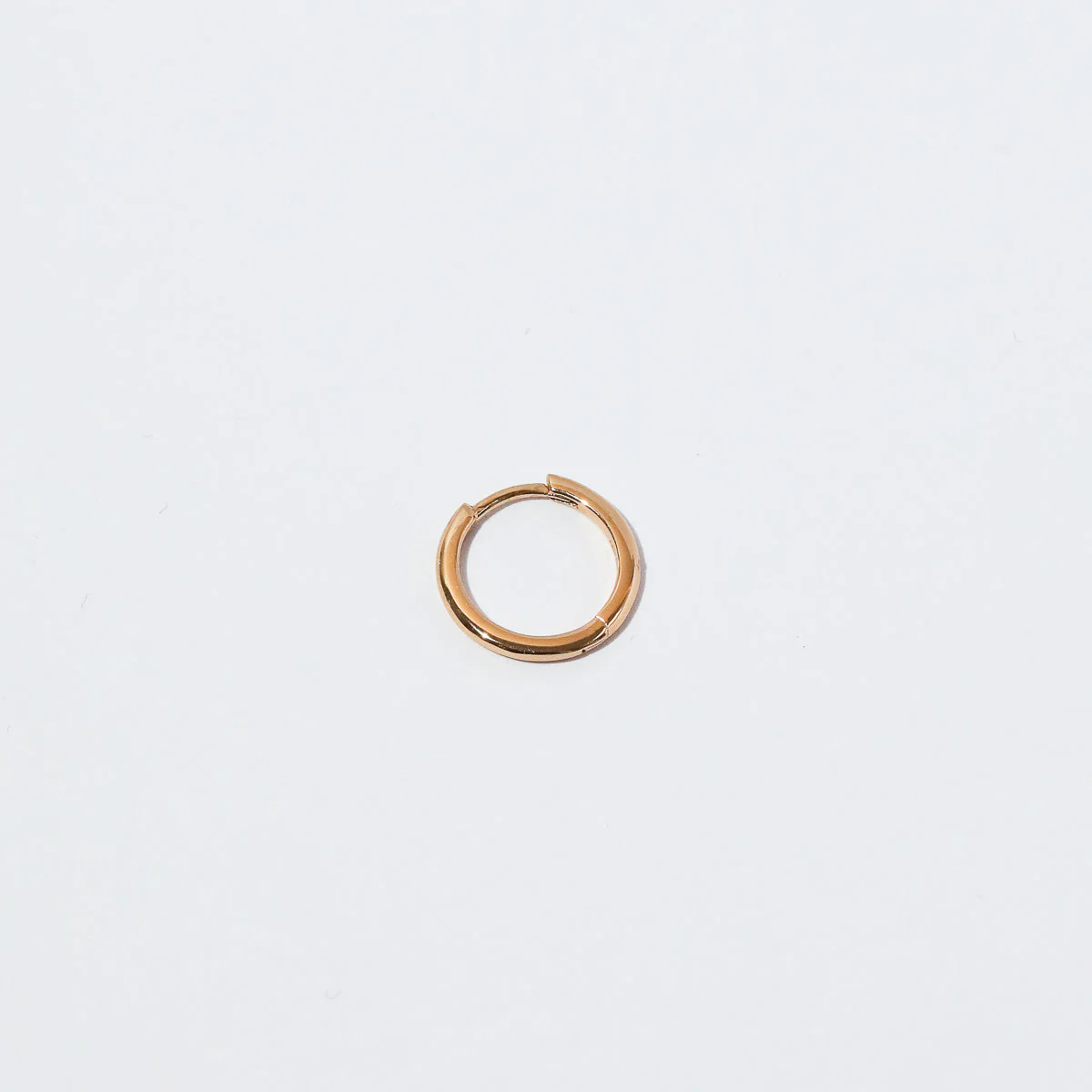 Essential 11.5mm Hoop in Gold - Image 3