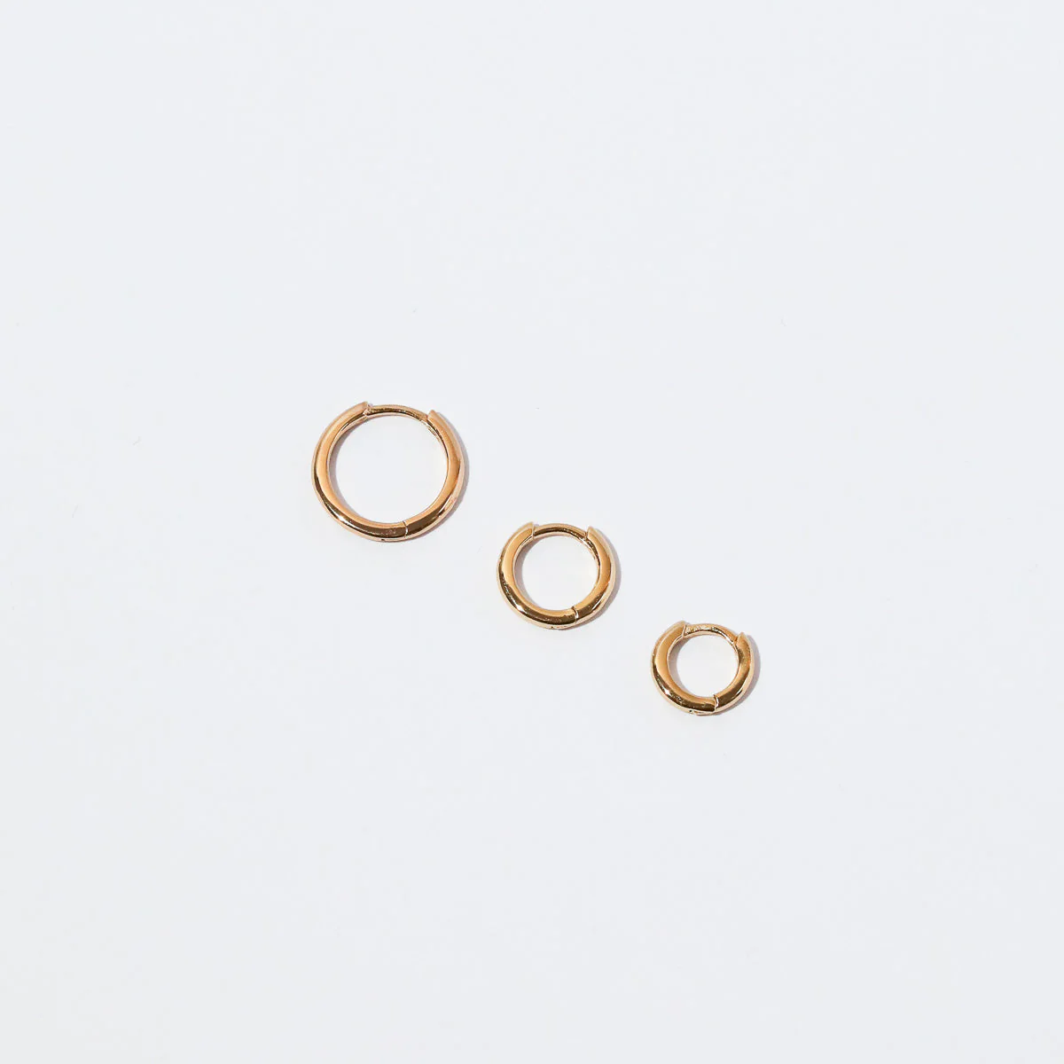 Essential 8mm Hoop in Gold - Image 4